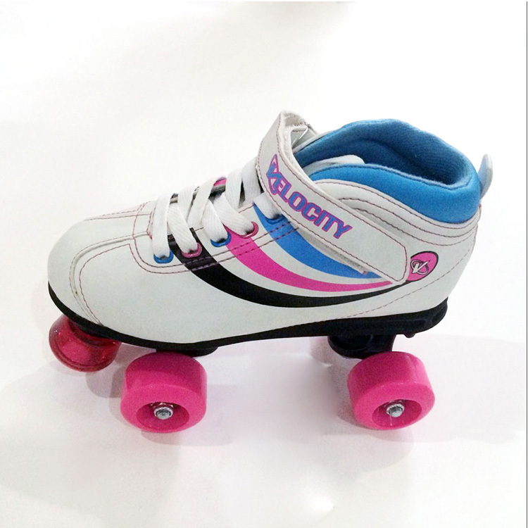 Adult outdoor roller skates 4 wheels, professionally customized by quad skate roller manufacturers.
