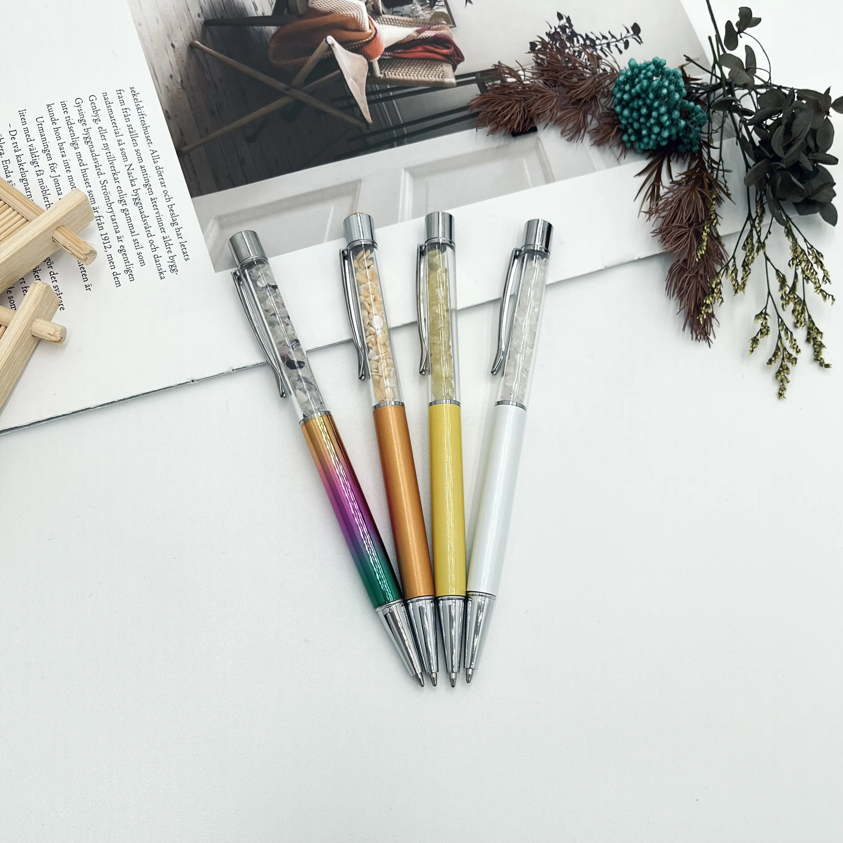 Newest Design Promotional Fancy Cool Women Girls Desk School Crystal Crown Ballpoint Pen