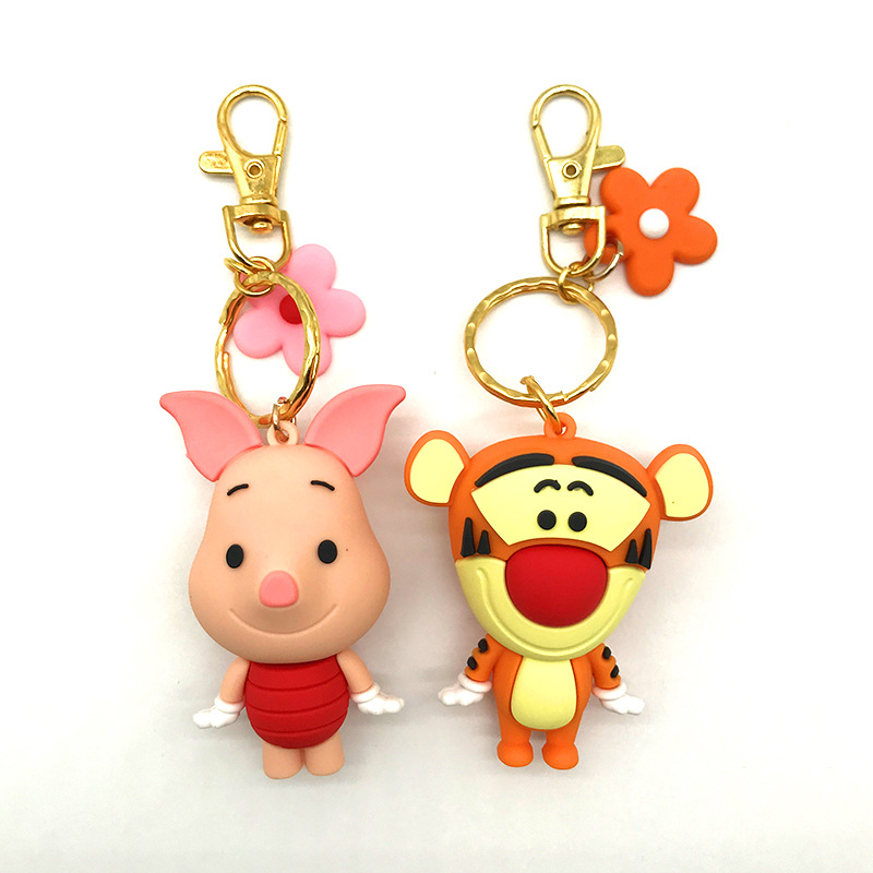 Disney Creative cartoon keychain Mickey Minnie Stitch Tigger Donald Duck charm Car bag pendant anime live keychain anime