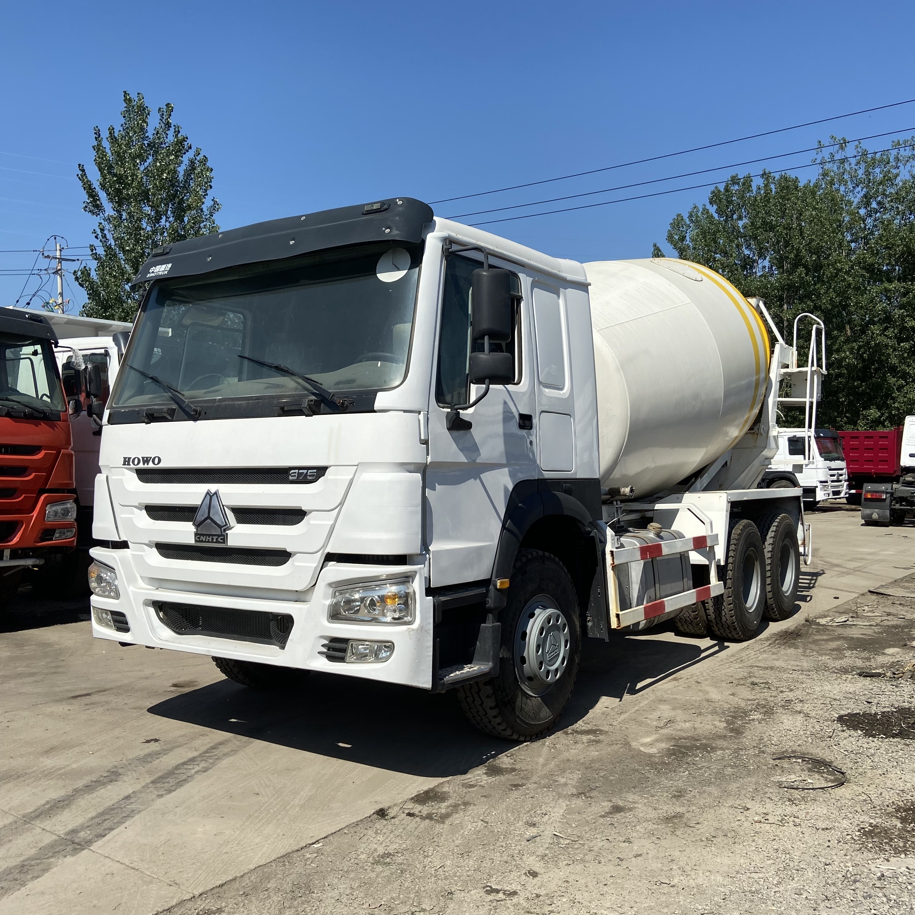 Sinotruk 16 кубических метров 6x4 Смеситель Грузовик б/у Howo 10 колесный Бетономешалка для продажи