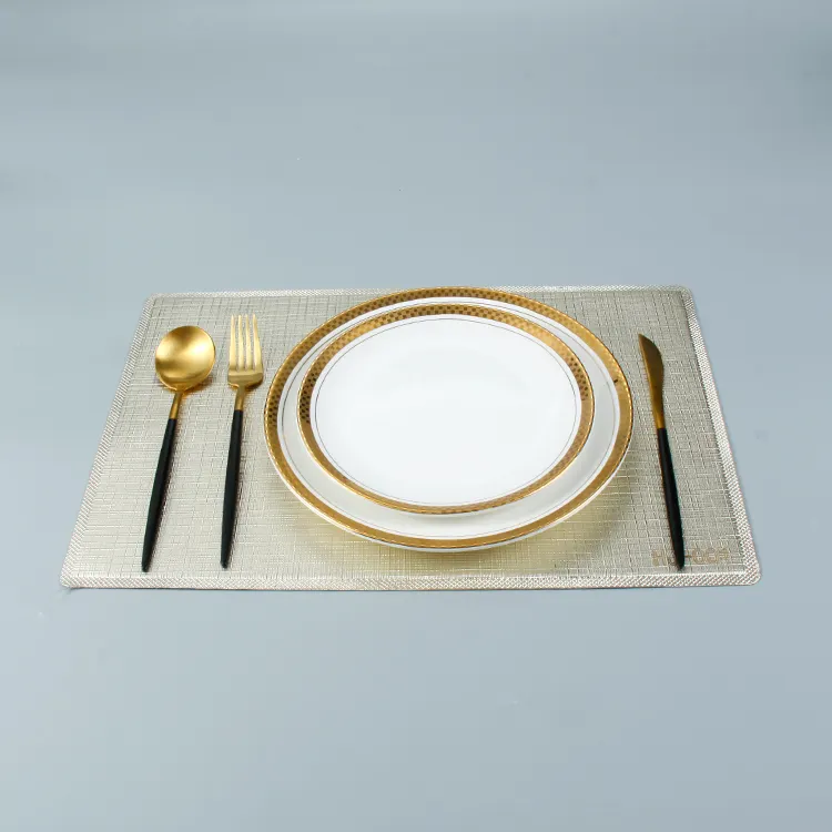 Hot Selling Luxury Royal Arabic Hotel Wedding Party Gold Rim White Ceramic Porcelain Dinnerware Dinner Charger Plates Set