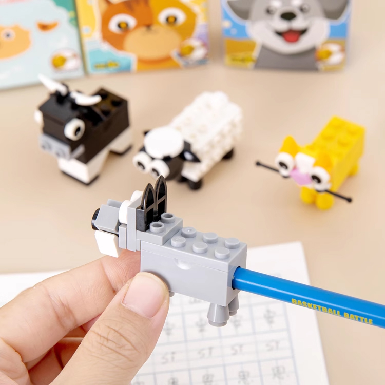 DIY Puzzle Blocks Set Material Escolar Infantil pencil Cutter Plastic Stationery Sacapuntas Escolar Cute Metal Pencil Sharpener