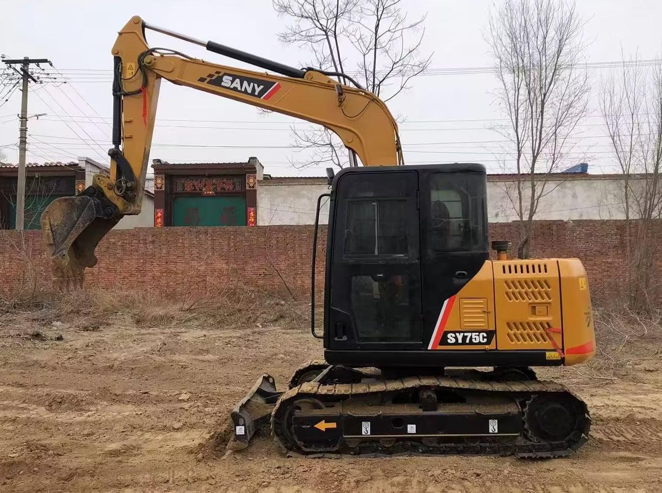 Made In China Famous Marks Small Crawler Excavator Bucket Model Can Be Selected Forestry Mulcher Used Mini Excavator
