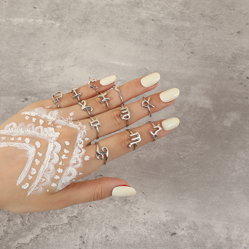 12pcs Set Fashion Girls Micro-paved Crystal Rhinestone Knuckle Rings Set New Retro Gold Geometric Star Filter Water Drop Rings