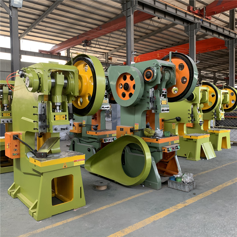 Factory Directly Sale Low Price Concertina Razor Barbed Wire Mesh Machine