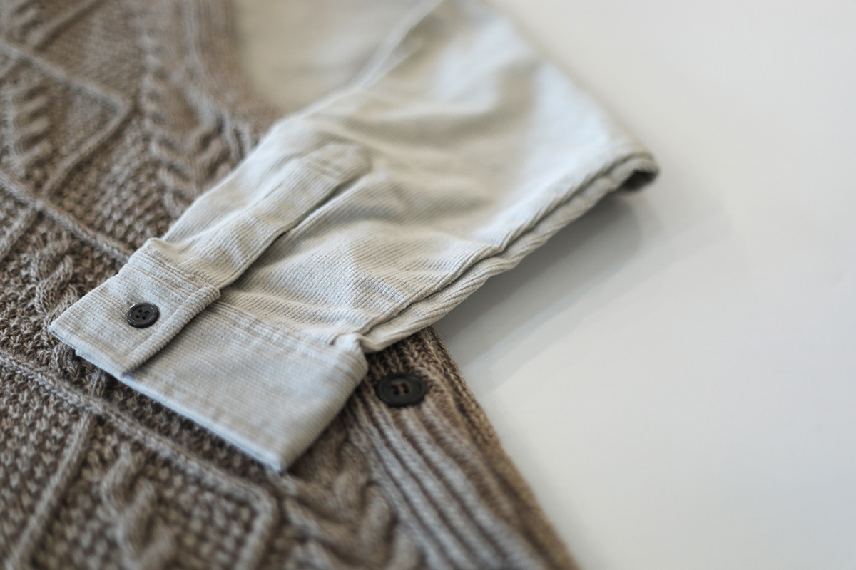 2021 Spring New Popular Loose Casual Sweater Women with Button Decoration