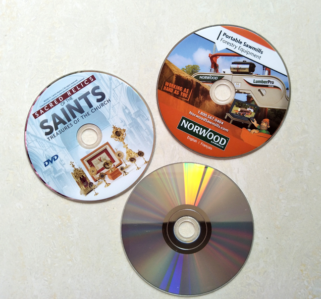 Compact disc for music CD CD-ROM