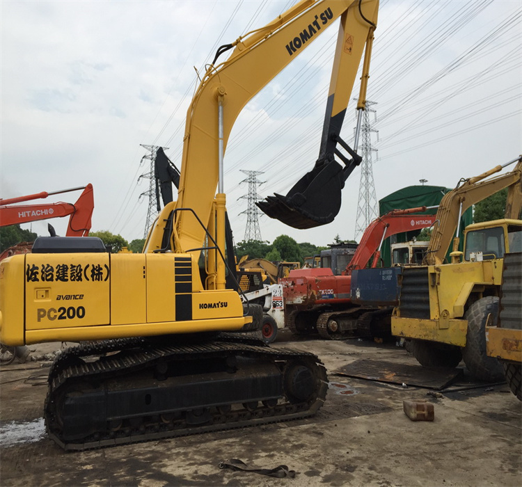 Лидирующий бренд KOMATSU PC200-6 20 тонн экскаваторов Сделано в Японии