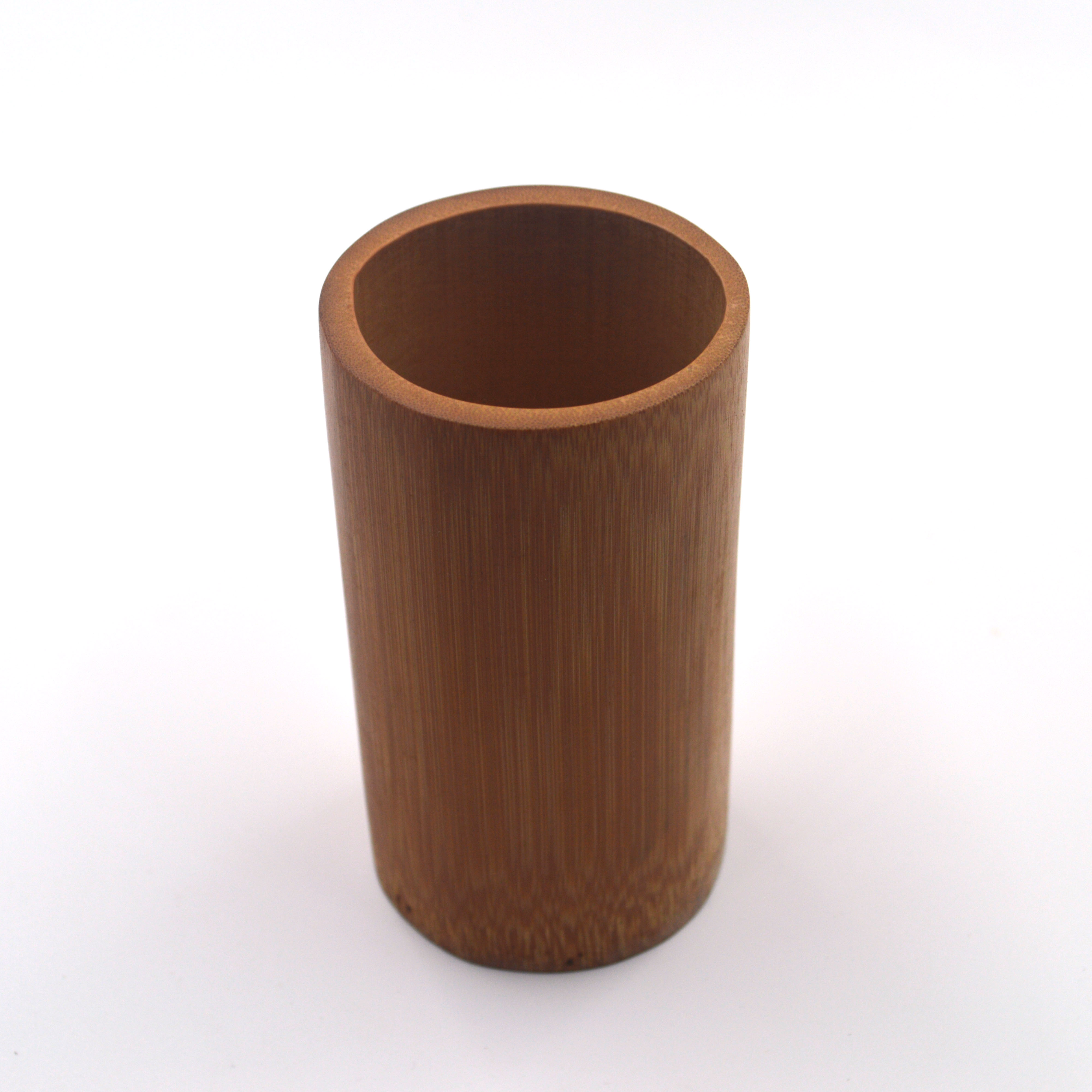 Bamboo cup made by intercepting natural bamboo joint