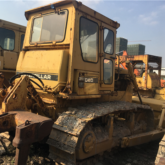 Гусеничный бульдозер/японский оригинальный б/у cat D6D/ d6 d7 дешевый бульдозер в хорошем состоянии