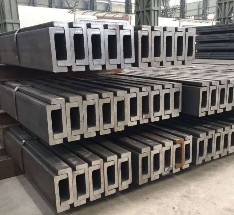 Q235/Q345 /Ss400 50-400mm Hot Rolled Cold Formed Steel Profile Channel U / C Section Shaped Steel Channels Purlins