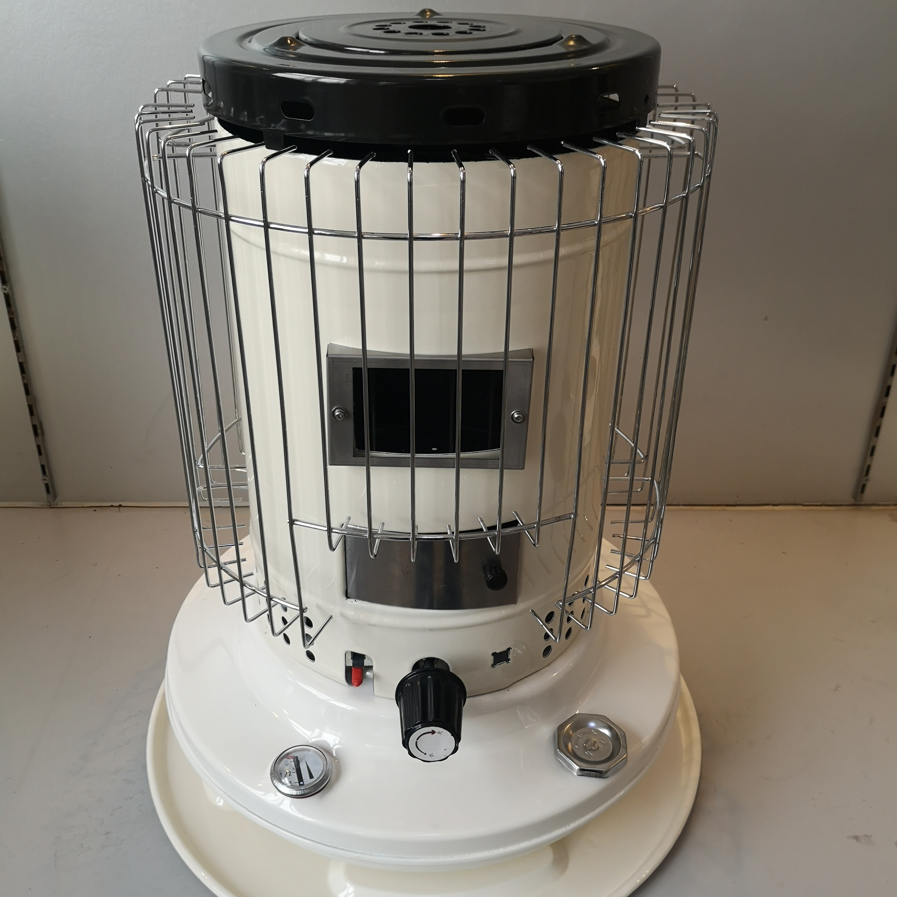 Excellent quality, portable and beautiful home outdoor kerosene heater