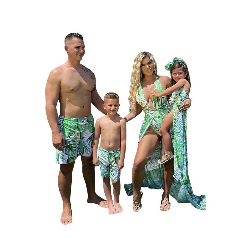 Wholesale new print floral women bikini men trunk children swimwear parent-child beach wear 4 pieces family swim suits