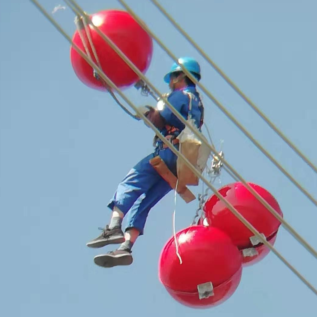 Aviation obstruction marking sphere used in overhead conductors, supporting towers, high-rise transmission lines