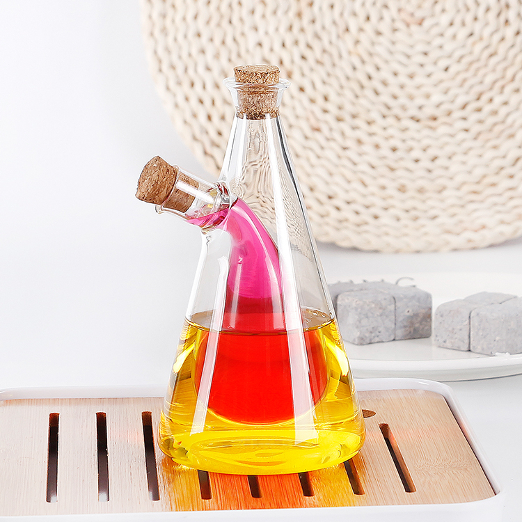 Novel Design Double Seperated Room Glass Cooking Oil Pot Glass Vinegar Pot Kitchen Utensil with Hermetic Cork Lid