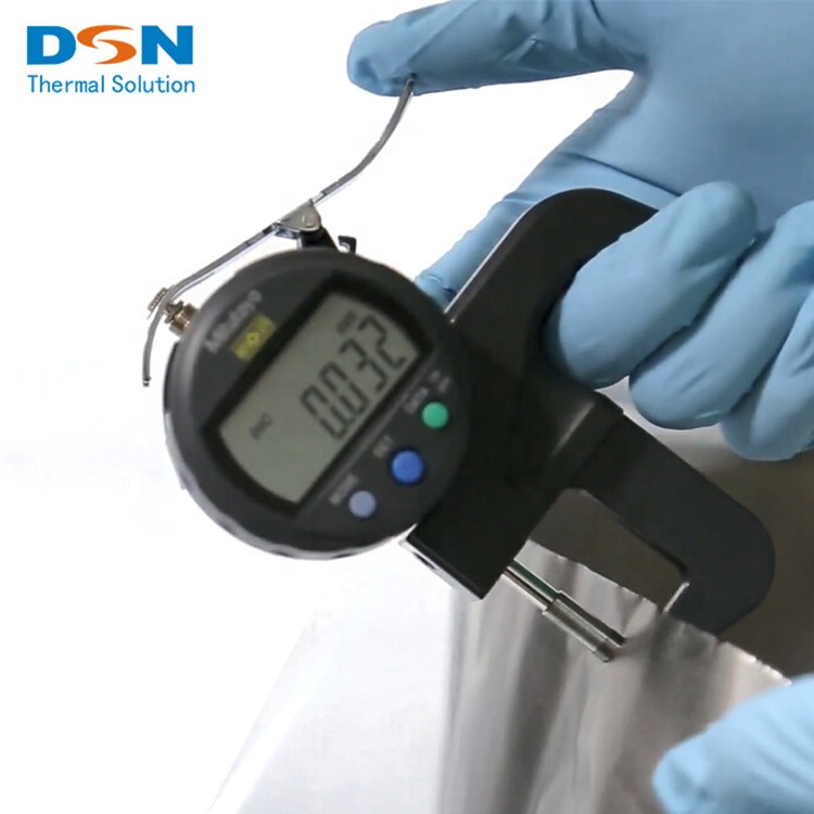 DSN 32um высокое качество 1,9 ~ 2,1g/cm3 пиролитического углерода Графен лист
