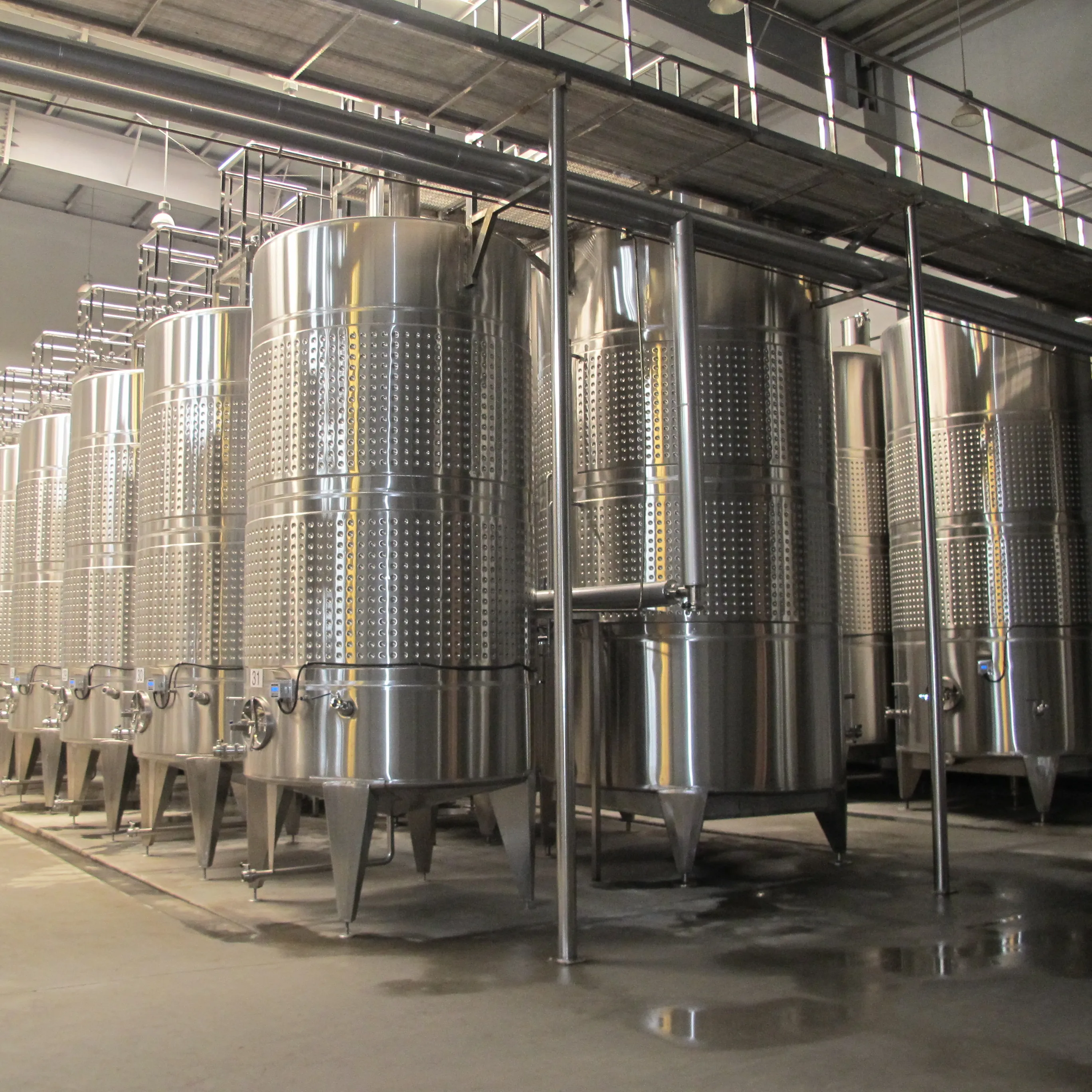 conical fermenter stainless steel tank factory price 5000L 10000L fruit wine fermentation tank