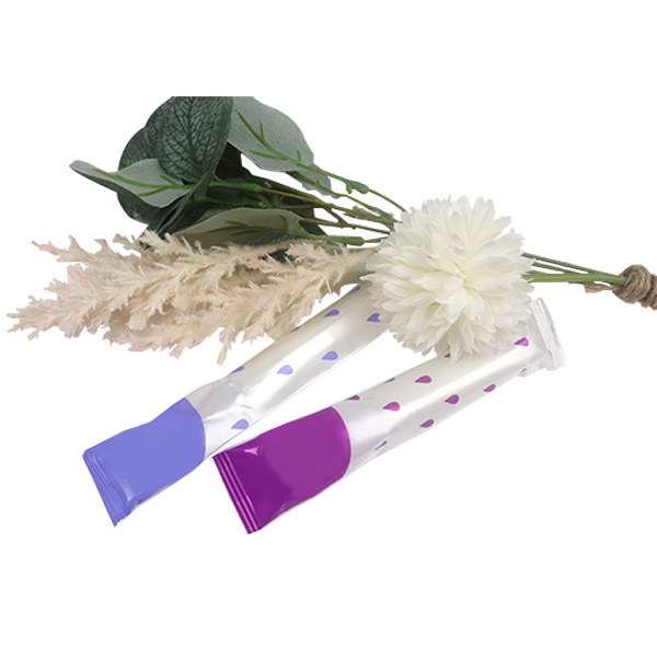 Women tampons cotton with plastic applicator