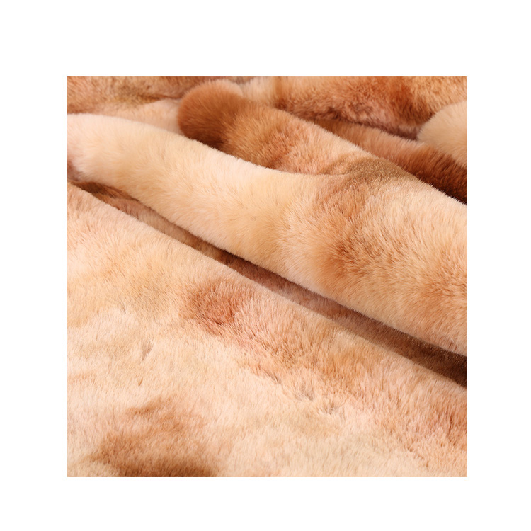 KINGCASON Customized Color 20mm Warm Ombre Artificial Rabbit Faux Fur Fabric For Home Textile / Coats / Toys