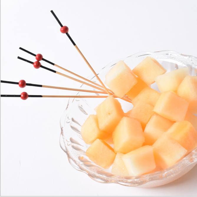 Manufacture restaurant disposable round bamboo cocktail picks creative pattern decoration