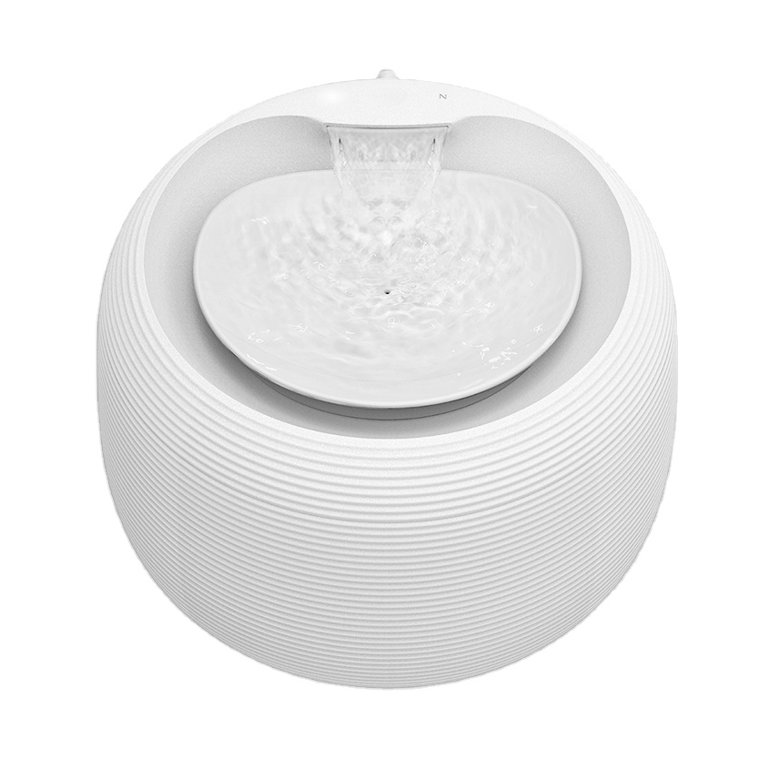 2022 New Arrival Pet Water Fountain with Intelligent Pump for Water Shortage Alert, Cat and Dog Fountain with 3 Filter 2.5L