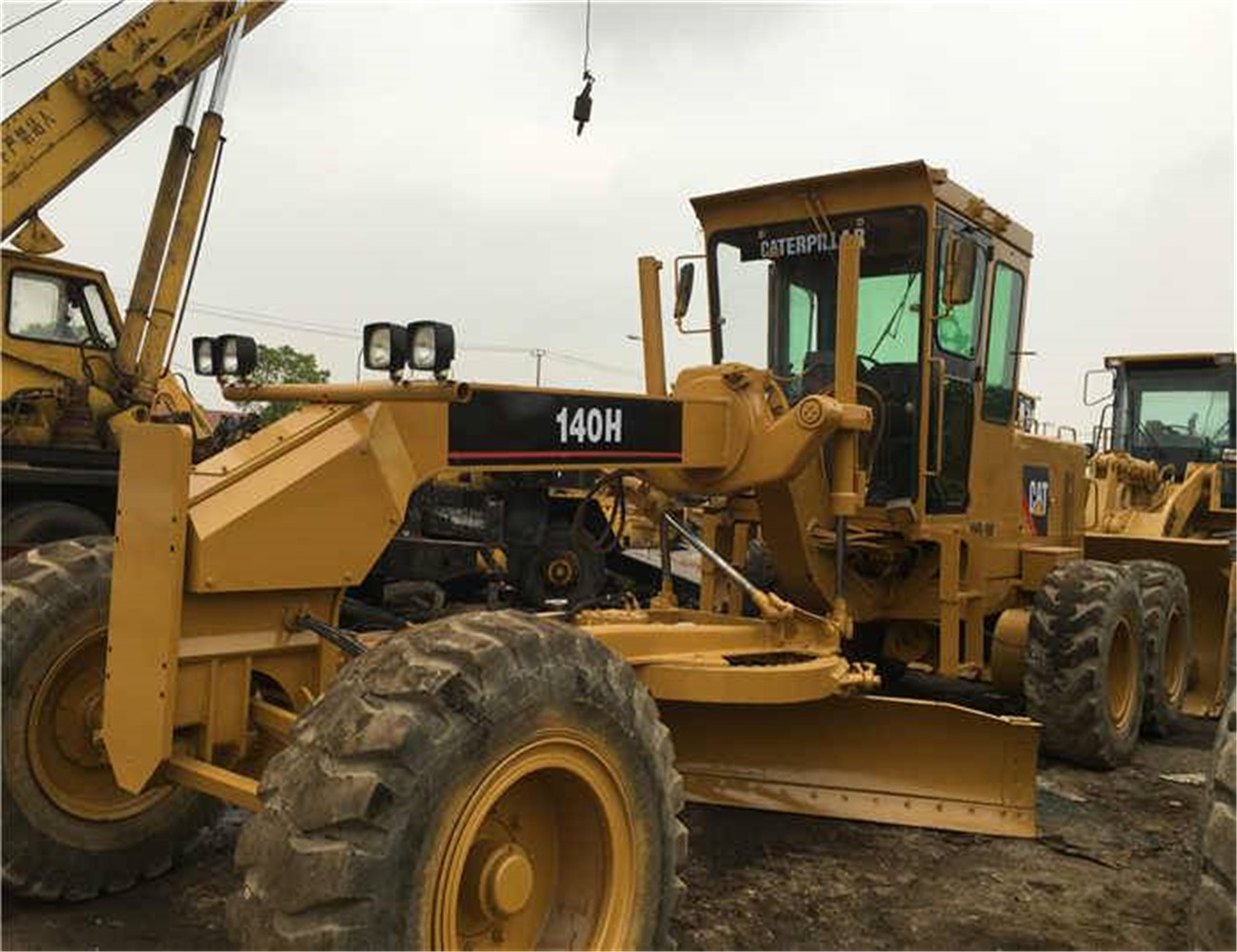 Продается б/у Грейдер cat 140h, хорошее состояние, 140 г, 140 к