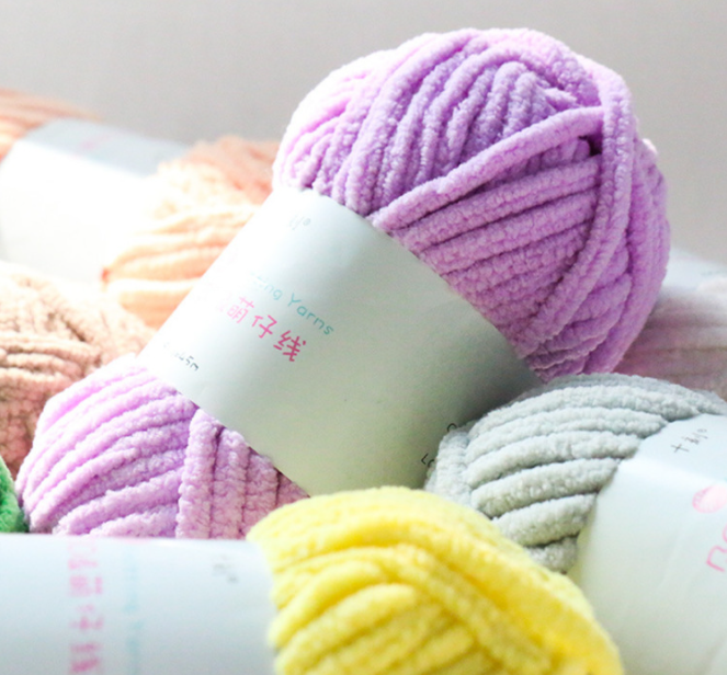 Charmkey quality polyester fancy chenille hand knitting yarn