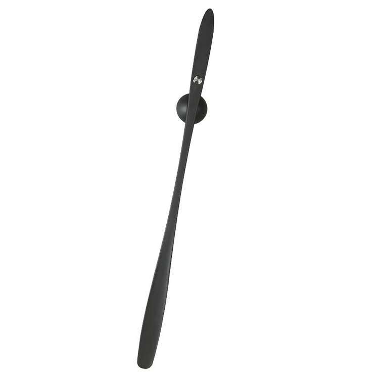 Pregnant women and the elderly wear shoe aids magnetic hook shoehorn long handle shoehorn lengthened shoe lifter LK799