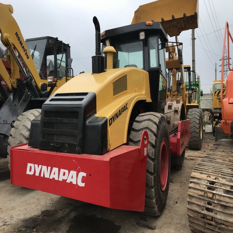 Распродажа, б/у однобарабанный дорожный каток Dynapac CA602D, 20 тонн с овечьей ЛАПКОЙ