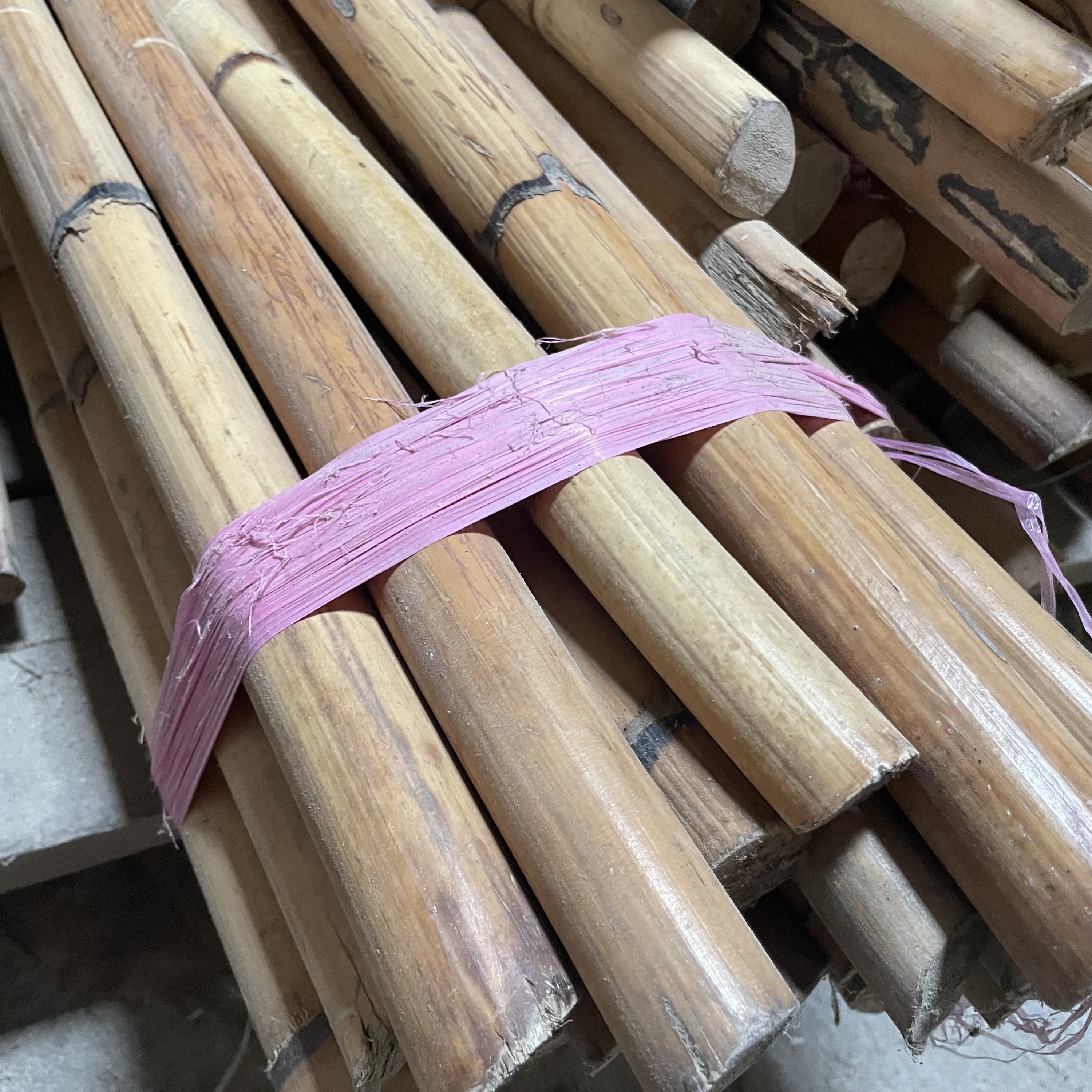 Raw Manau Rattan Bamboo Cane Rattan Poles Wholesale Straight Rattan with skin