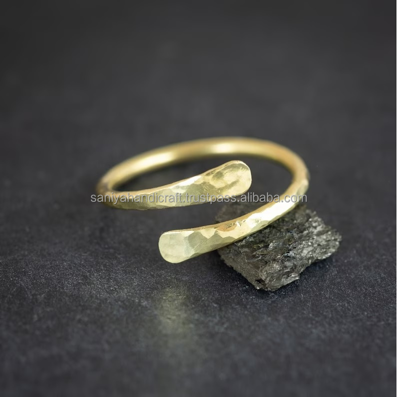 Minimalist Hammered Handmade Brass Fashion Rings Simple Stacking Design for Arthritis Anxiety Relief Mom Dad Husband Wife Gifts