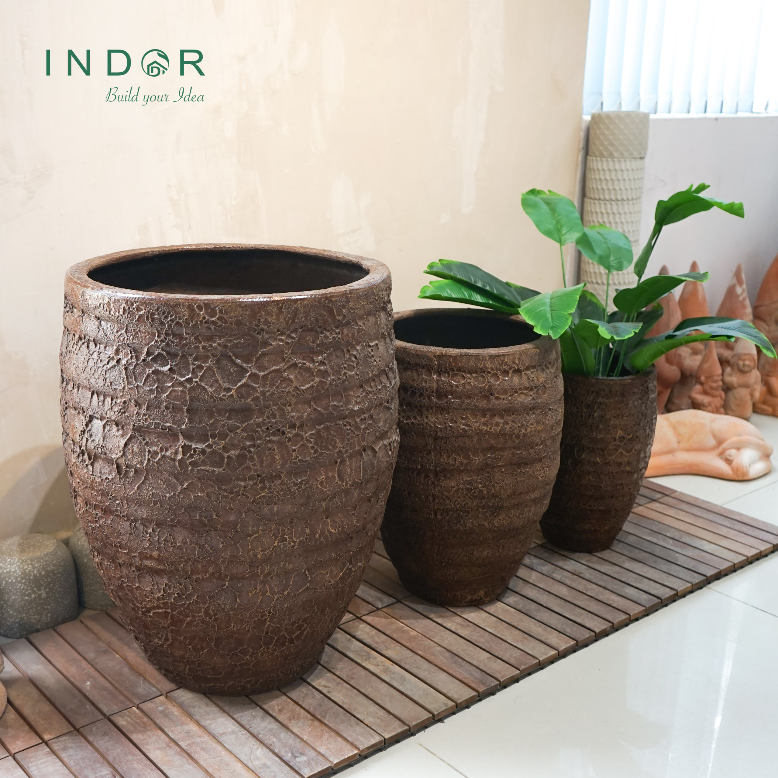 High Quality Light Weight Fiber Stone Vase Flower Garden Stone Pots and Planters With Large Giant Size