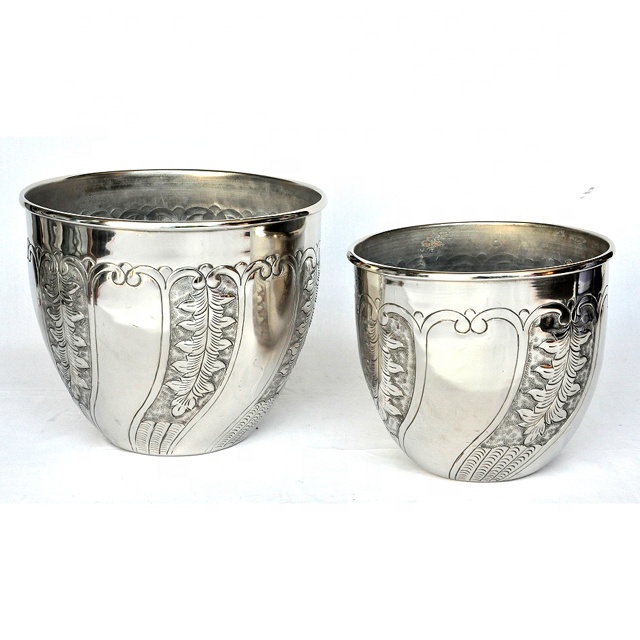 Flower Pots & Planters