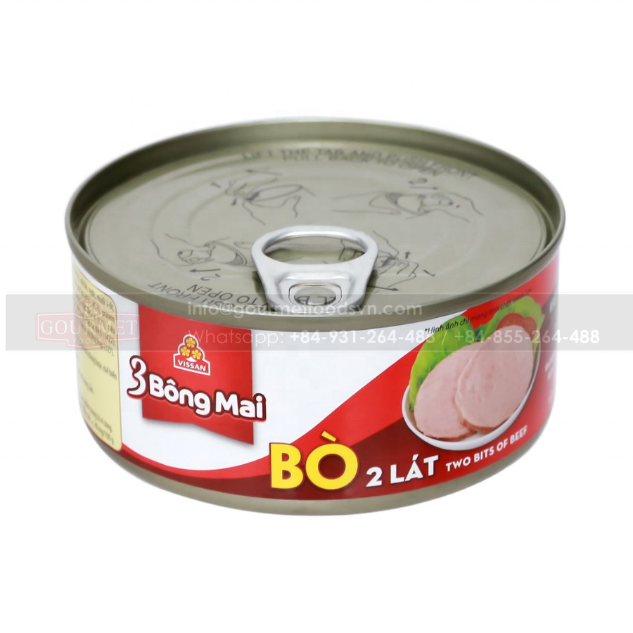 2 ломтика консервированной говядины, вкусного качества, долговечной, можно использовать сразу после открытия