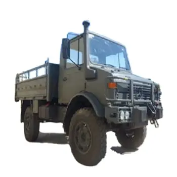 Б/у дизельный трактор Unimog