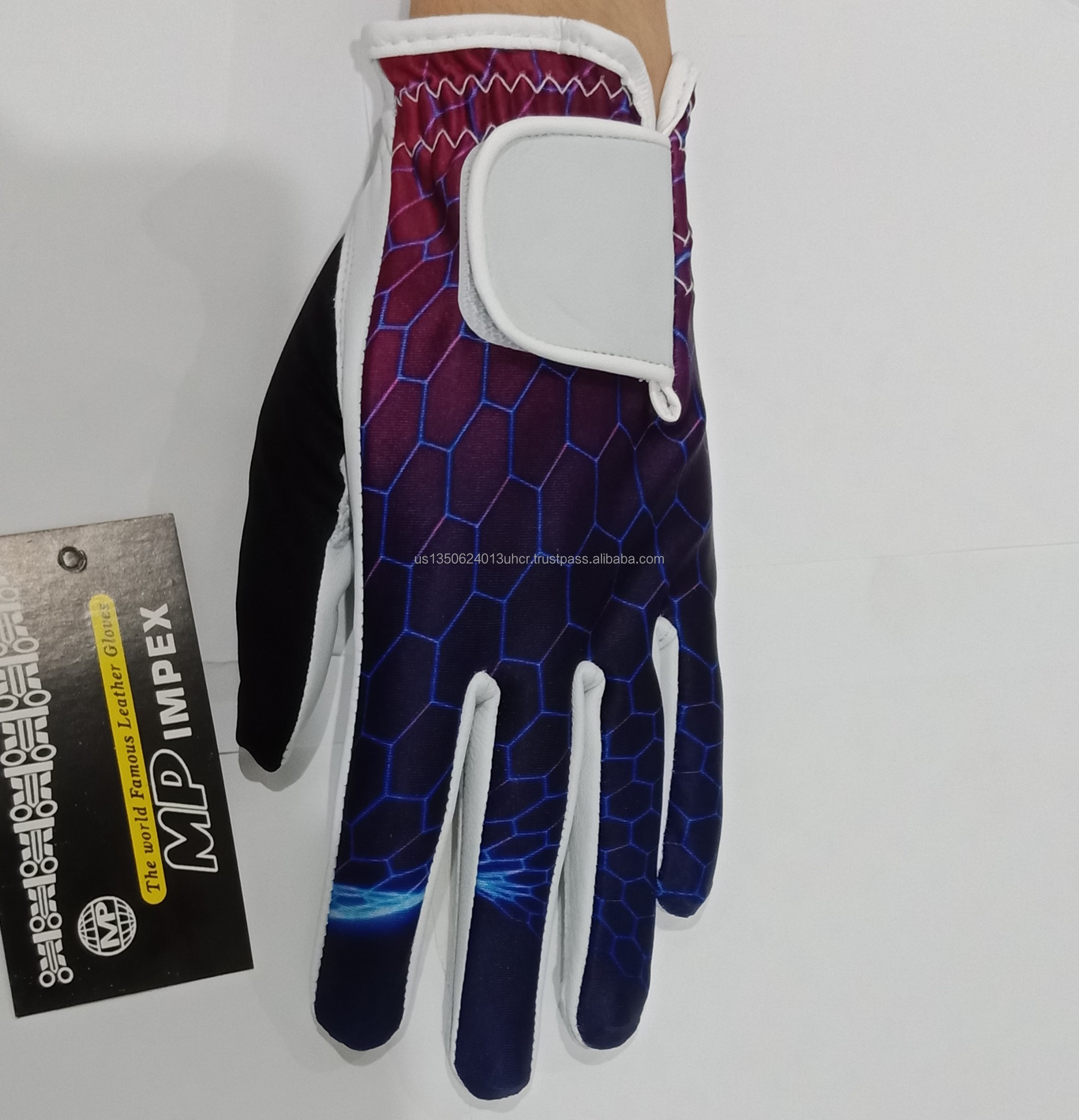 Unique Design Printed Back Cabretta Leather PALM Golf Gloves Quick Shipping Fit for women comfortable and breathable golf gloves