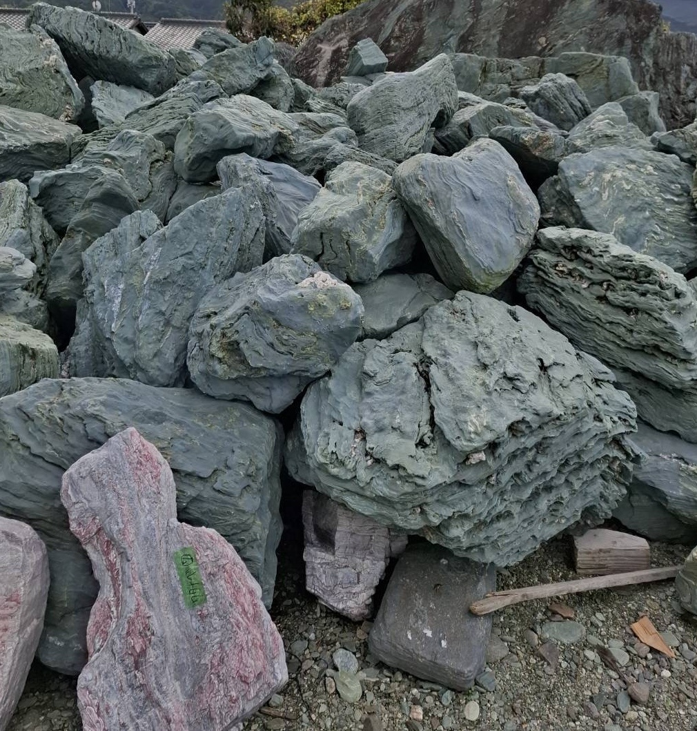 IYO BLUE STONE(2-300kg Each) Rock For Stepping stone, Garden stone, Floor stone And For Decoration Made In JAPAN