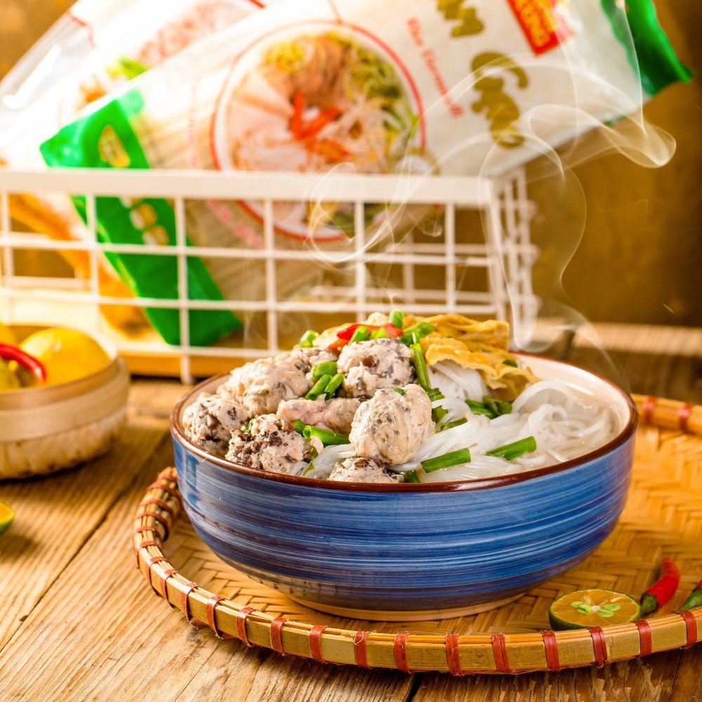 Vietnam quick cook Rice noodle 0.6 mm - Bun gao Minh Duong fro fry