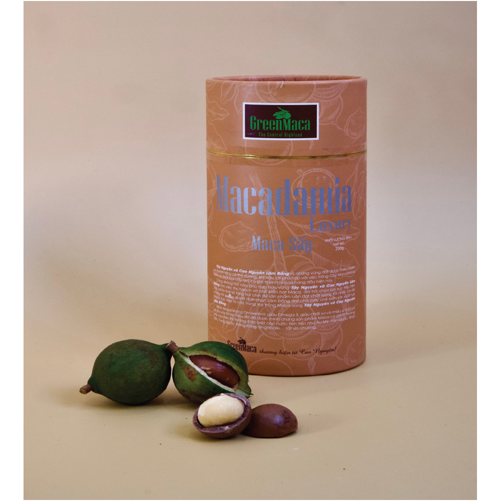 Luxury cracked dried macadamia nuts dried roasted Food Healthy Shell crushed macadamia From Viet Green Maca Vietnam