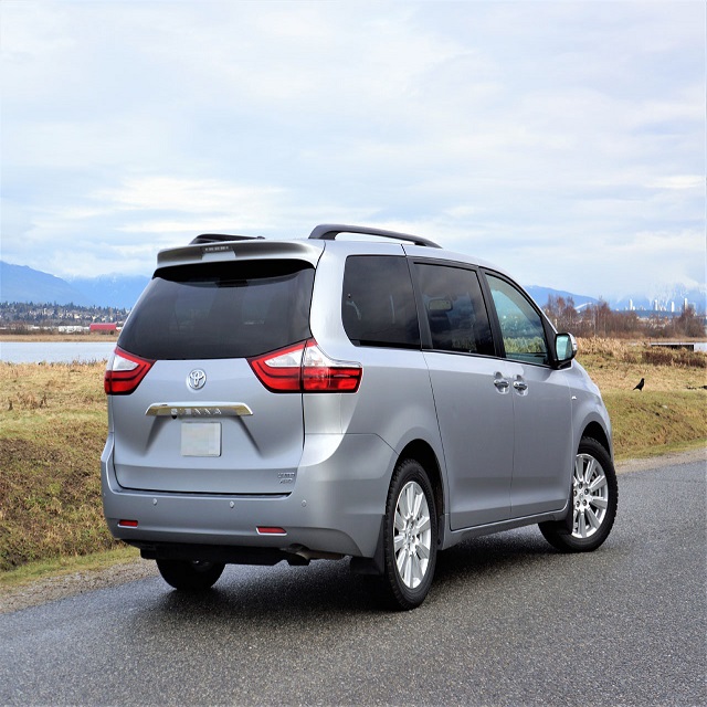 2020 2021 довольно подержанные автомобили 2018 2019 2020 Toyota Sienna!