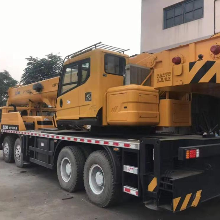 Вторая рука из Китая QY50K 50TON Автокран