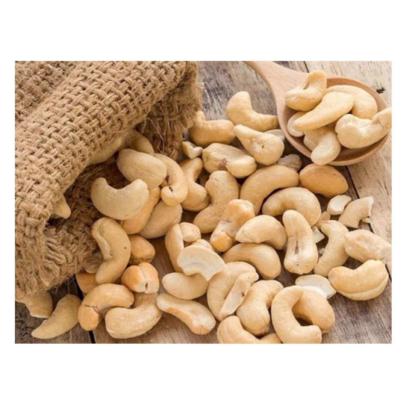 Dried Cashew Nut W240- W320- W450 at Best Price !!! Made in VietNam (Vacuum Bags or Tin Box...)
