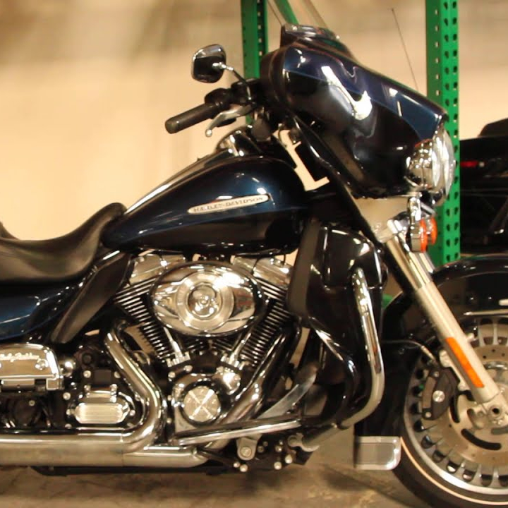 Слегка используемый 2012 Harleyy-Davidsoon FLHTK - Electra Glide Ultra Limited