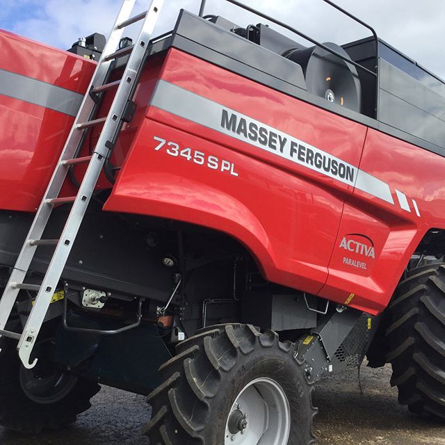 Комбайн MASSEY FERGUSON 7370 / 7636/7345, комбайн для продажи