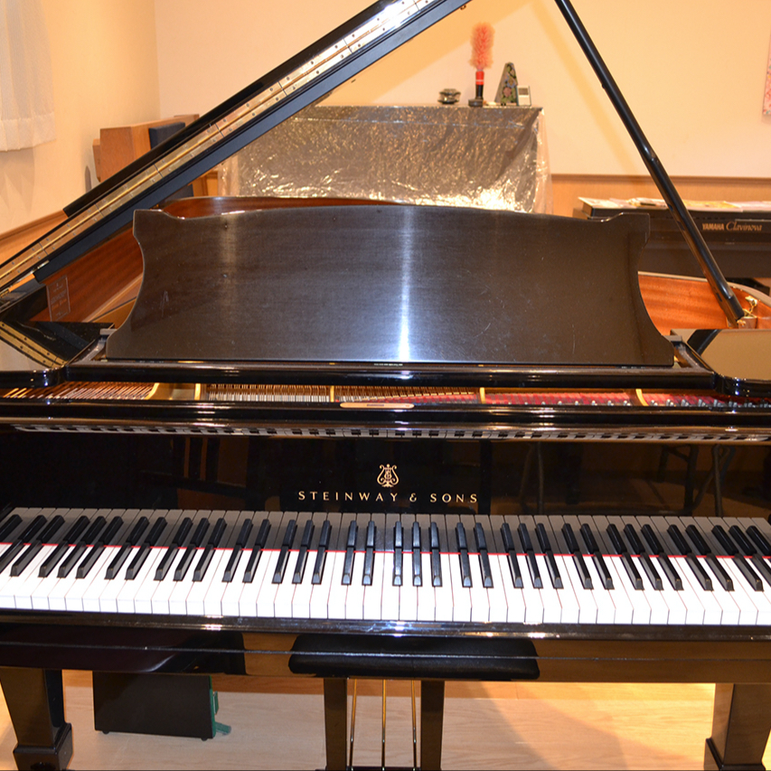 Подержанные STEINWAY SONS из Японии