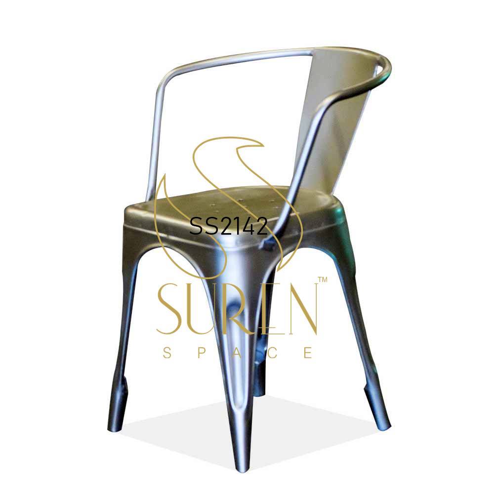 Silver Finish Metal Arm Rest Bistro Chair Metal Finish Designer Outdoor Patio Furniture Design