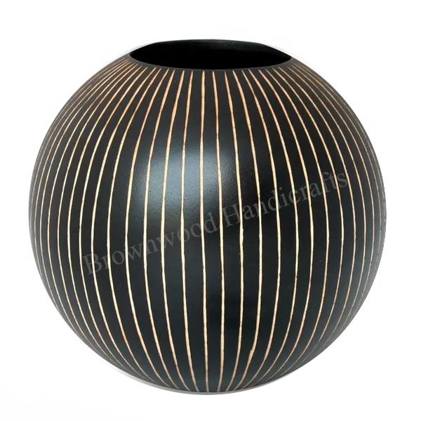Wooden Handcrafted Artistic Style Vase for Home Decoration