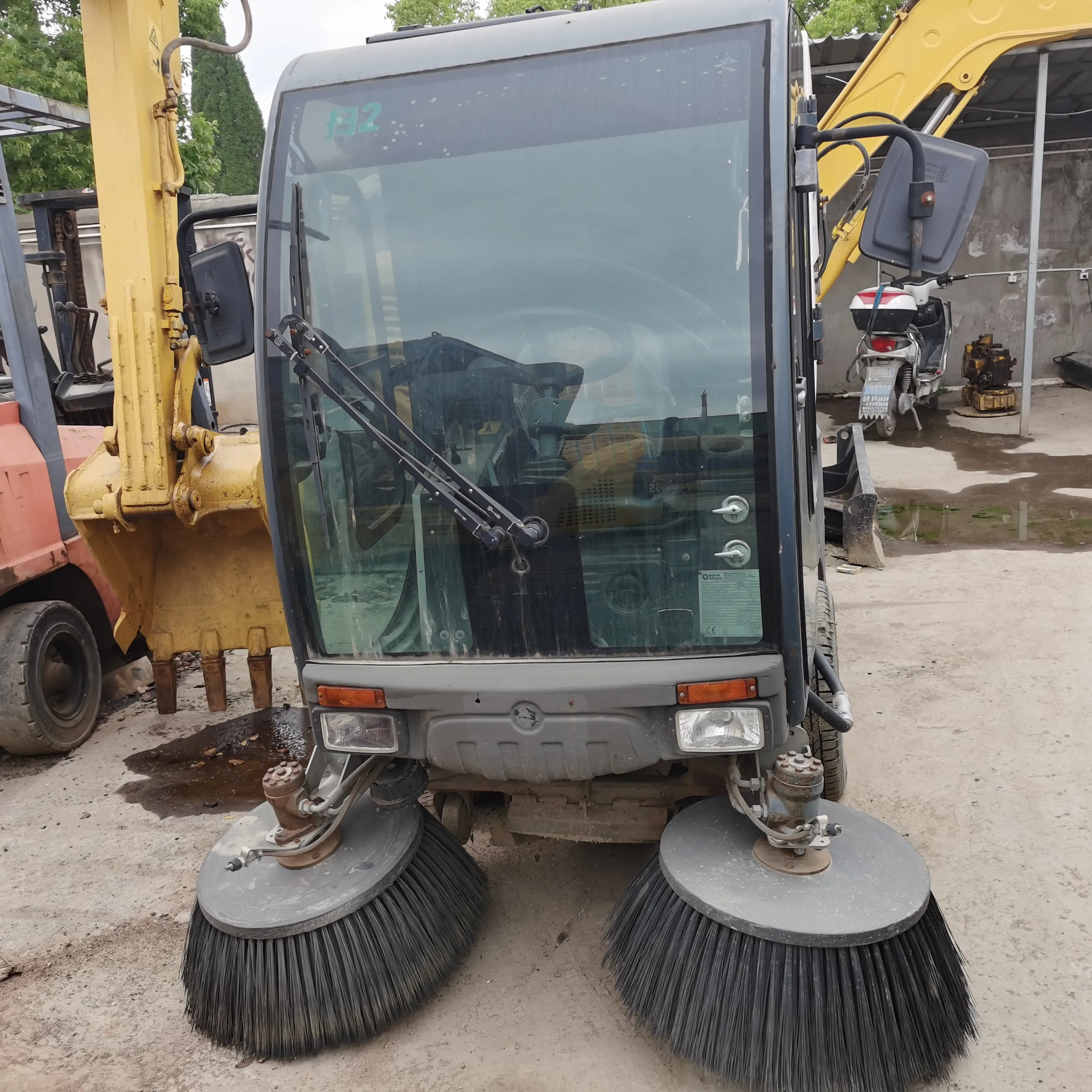 Used Road Sweeper RS502