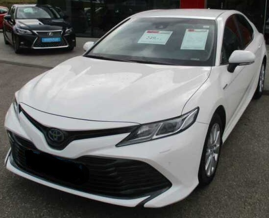 Б/у дешевый 2019 Toyota Camry на продажу