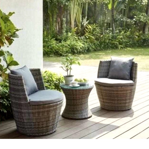 HIGH STANDARD WICKER CHAT SET ( 1 TABLE+ 2 CHAIRS)